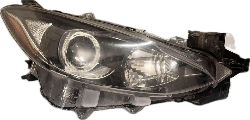 Right headlamp lens/housing used genuine OEM Mazda 3 2014-2016