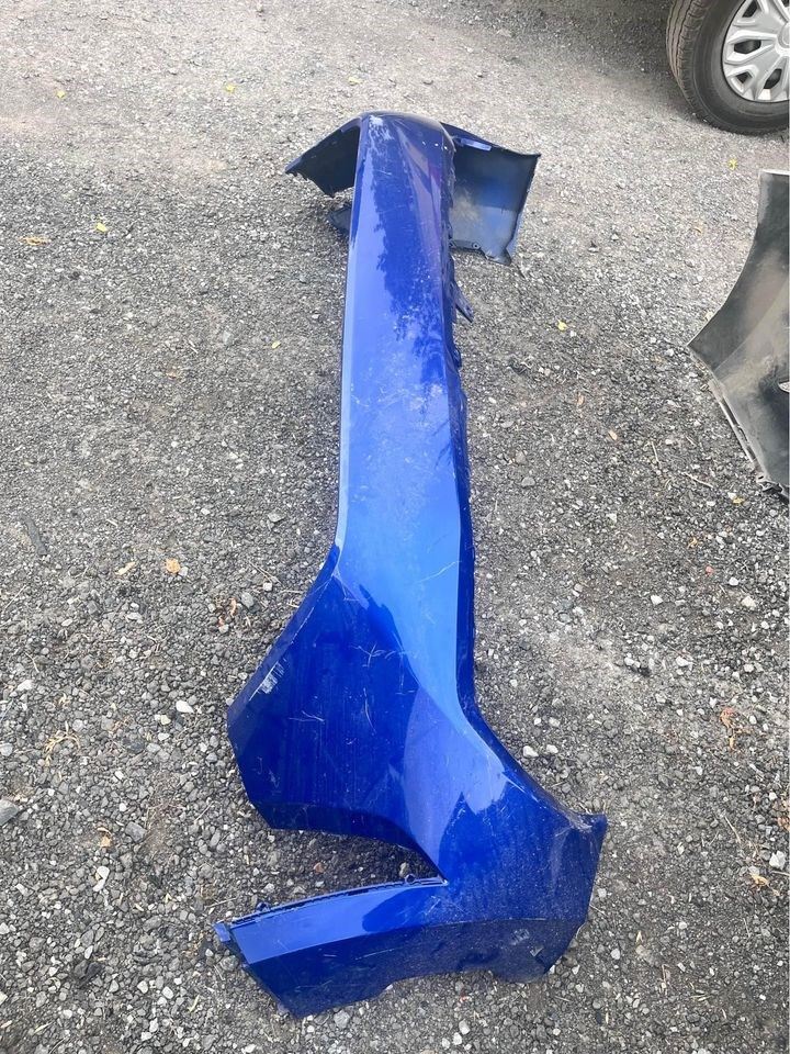 Defensa (parachoques) delantera usada original (OEM) KIA Soul 2023-2025