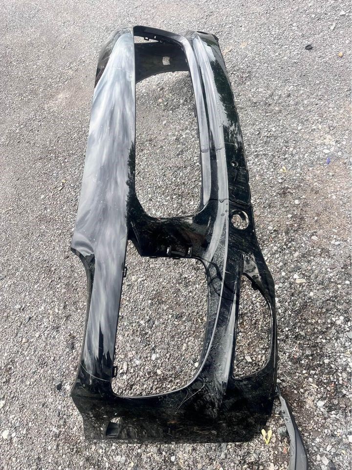 Defensa (parachoques) delantera usada original (OEM) Porsche Cayenne 2015-2018
