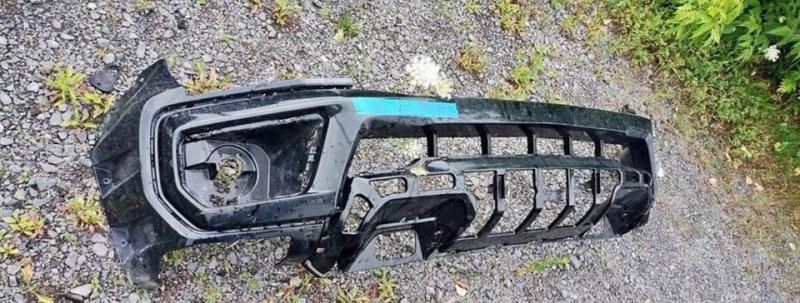 Front bumper cover used genuine OEM Chevrolet Colorado 2021-2022