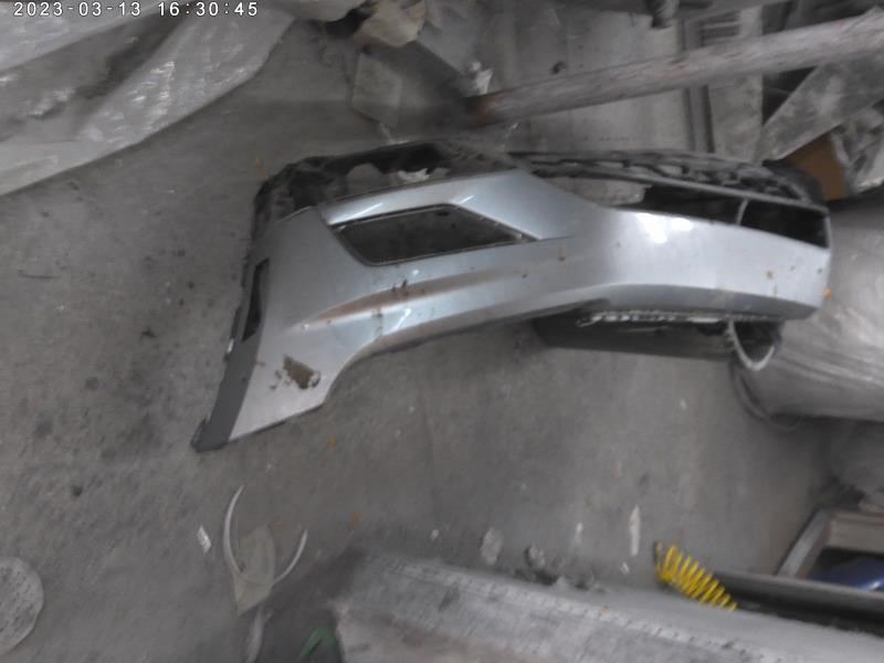 Defensa (parachoques) delantera usada original (OEM) Volkswagen Tiguan 2018-2021