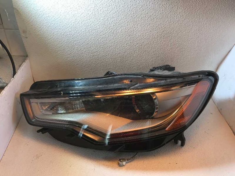 Left headlamp assembly composite used genuine OEM Audi A6 2012-2018