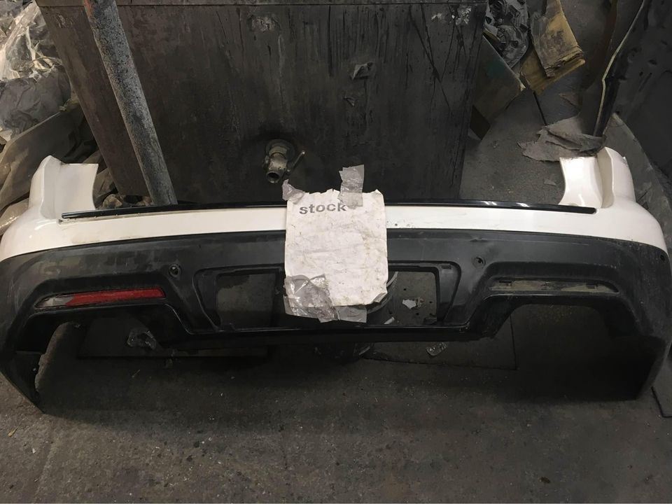 Defensa (parachoques) trasera usada original (OEM) Ford Explorer 2018-2019