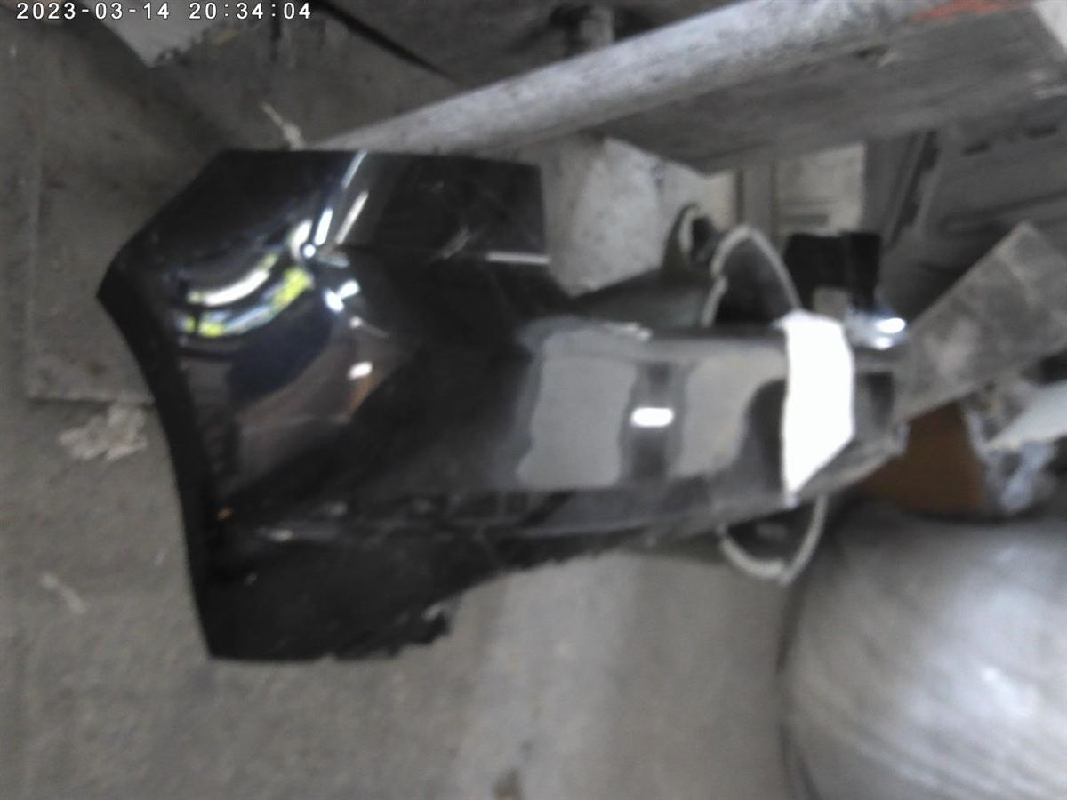 Defensa (parachoques) trasera usada original (OEM) Volkswagen Golf 2018-2021