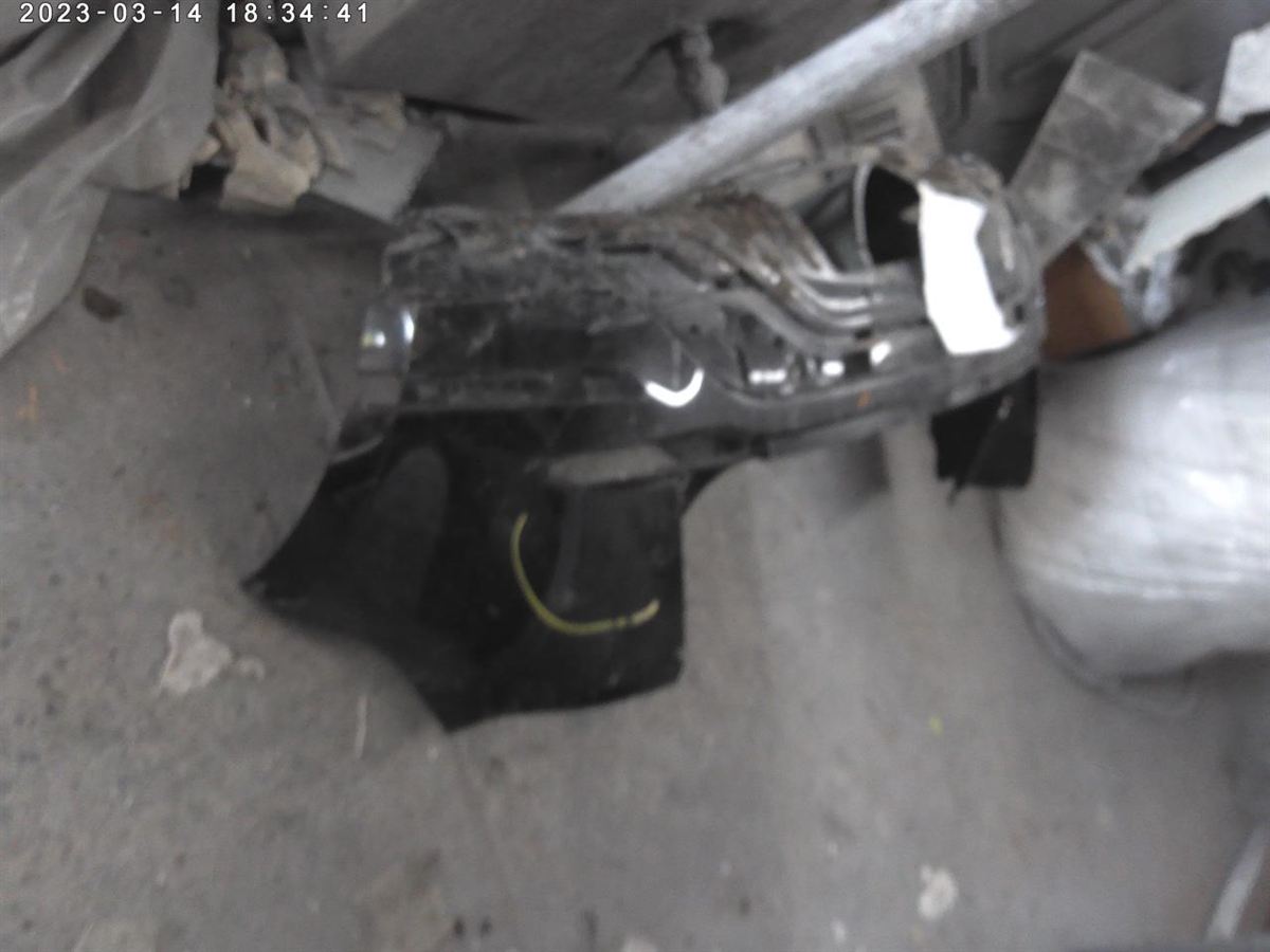 Defensa (parachoques) trasera usada original (OEM) Land Rover Evoque 2020-2022