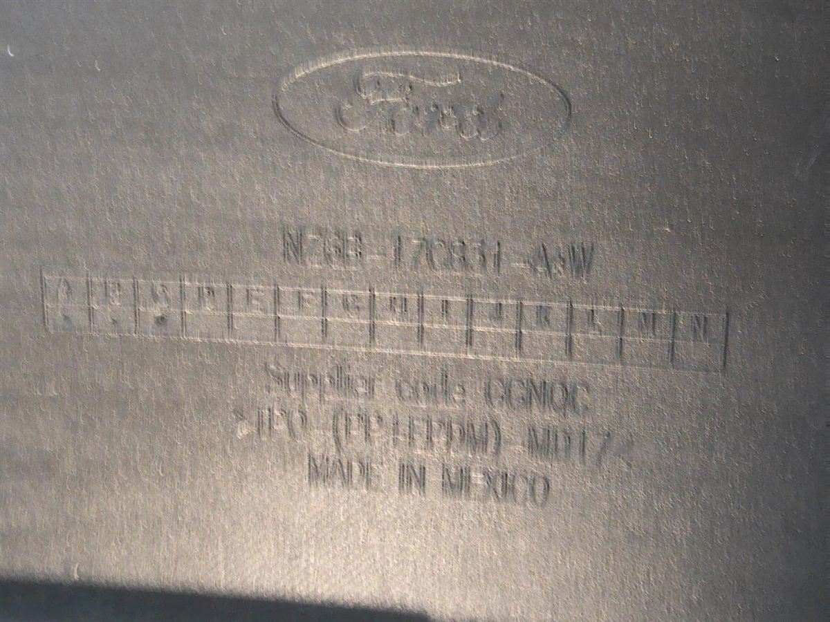 Defensa (parachoques) delantera usada original (OEM) Ford Maverick 2022-2024