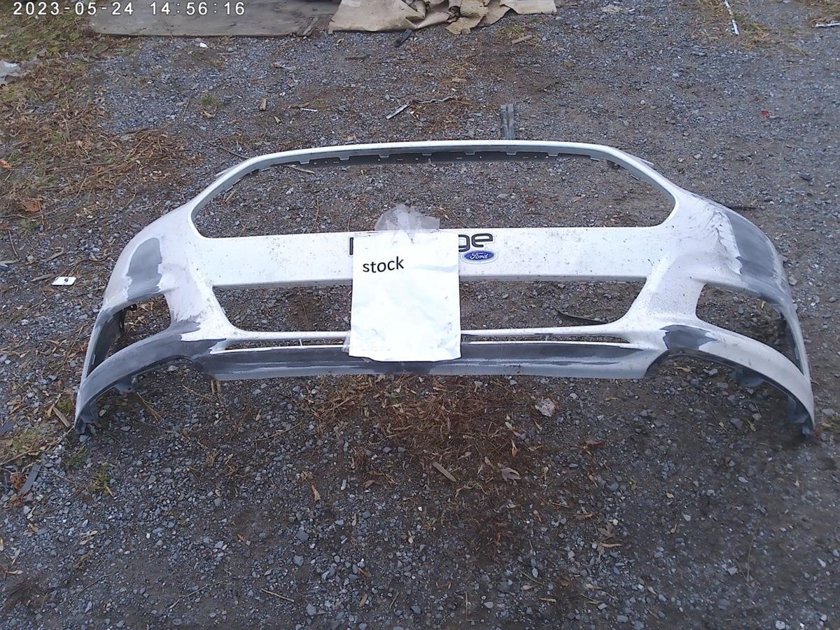 Defensa (parachoques) delantera usada original (OEM) Ford Fusion 2013-2016