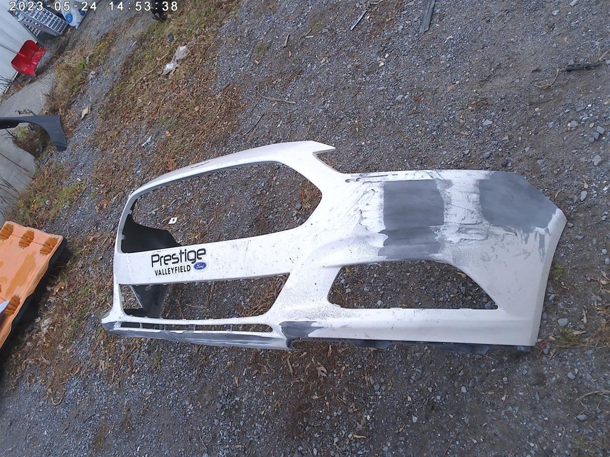 Rejilla de defensa delantera usada original (OEM) Ford Fusion 2013-2016