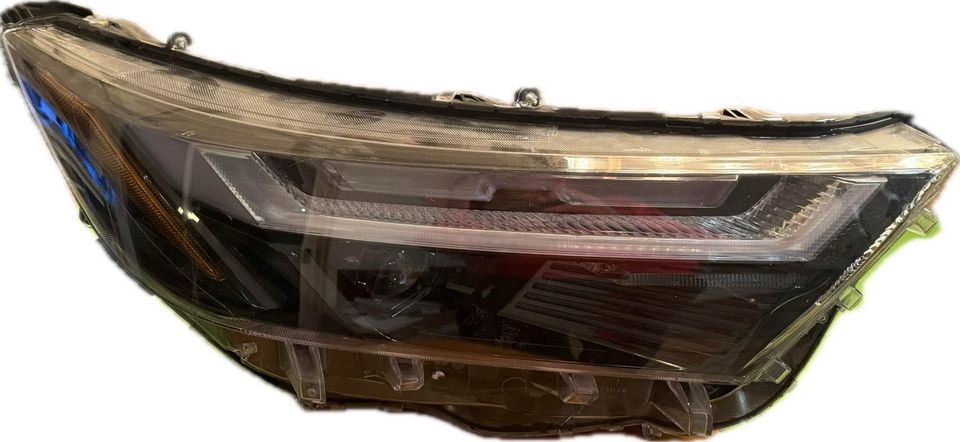 Right headlamp assembly composite used genuine OEM Toyota RAV4 2022-2025
