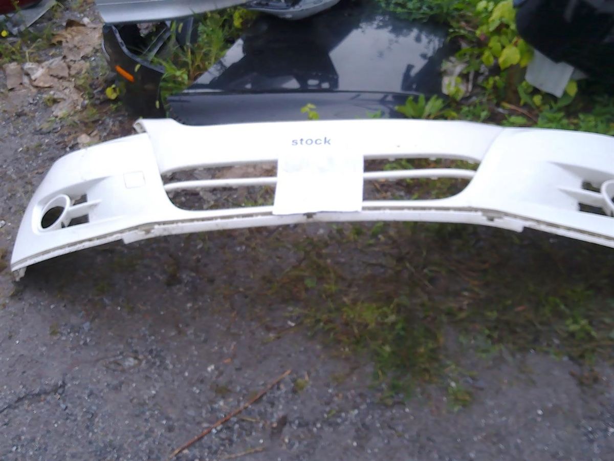 Front bumper cover used genuine OEM Volkswagen Tiguan 2009-2011