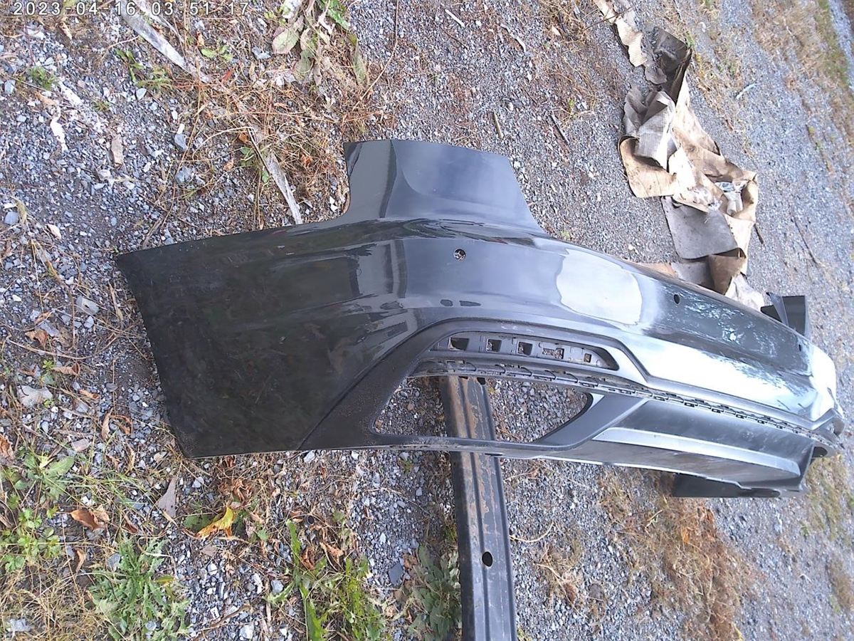 Refuerzo de defensa trasero usado original (OEM) Audi A4 Quattro 2017-2024