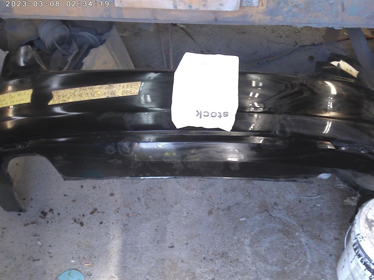 Defensa (parachoques) trasera usada original (OEM) Volkswagen Jetta 2011-2014