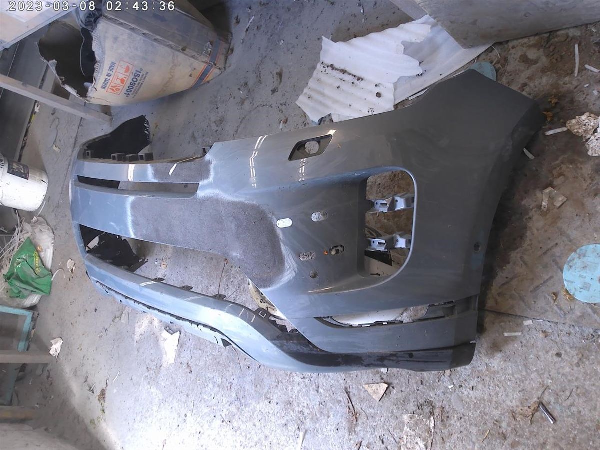Defensa (parachoques) delantera usada original (OEM) Land Rover Range Rover 2018-2022