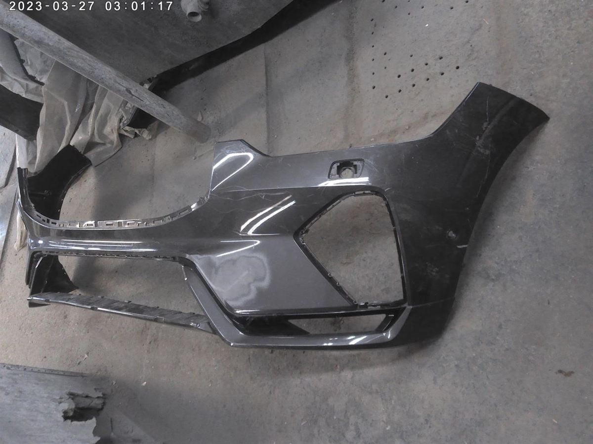 Front Bumper Cover used genuine OEM Volvo Volvo XC60 2022-2025