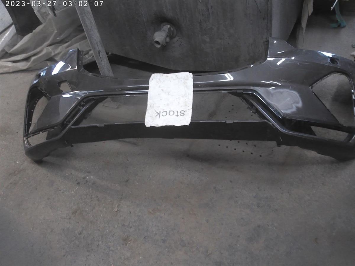Front Bumper Cover used genuine OEM Volvo Volvo XC60 2022-2025