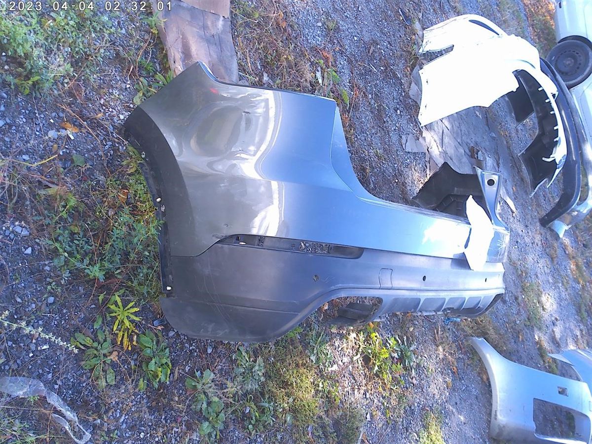 Rear Bumper Cover used genuine OEM Porsche Cayenne 2019-2023