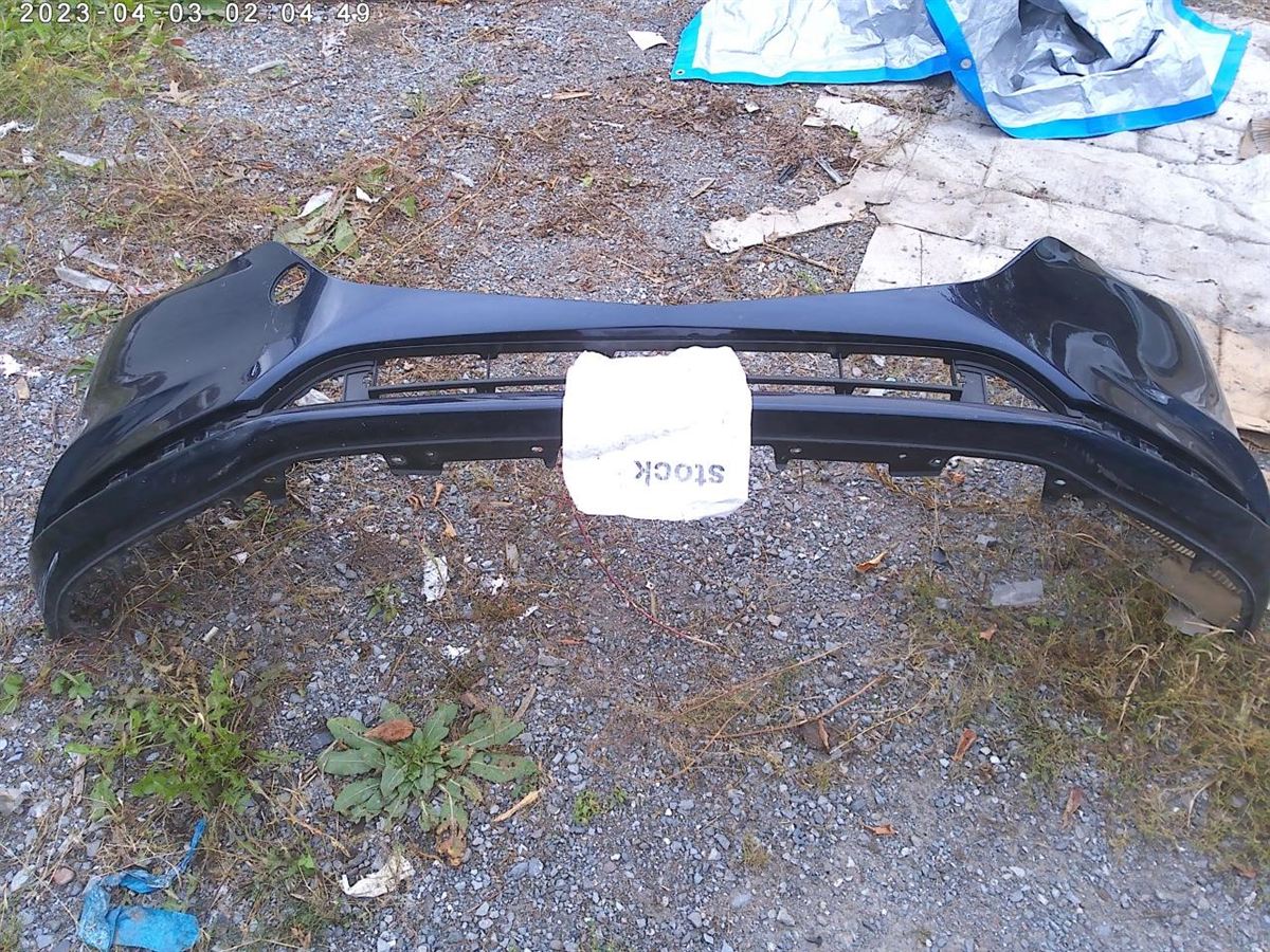 Defensa (parachoques) delantera usada original (OEM) Mazda 6 2018-2021