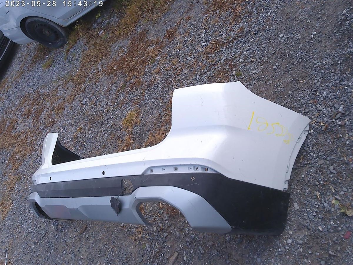 Faldón de defensa trasero usado original (OEM) BMW X4 2022-2025
