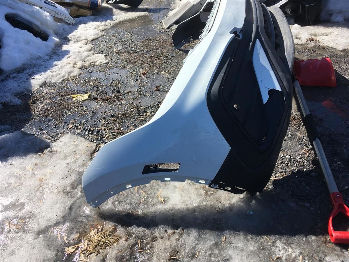 Left front bumper insert used genuine OEM Volkswagen Tiguan 2018-2021