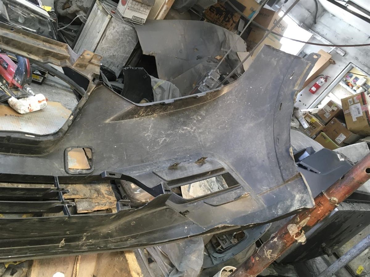 Right front bumper insert used genuine OEM Nissan Kicks 2018-2020