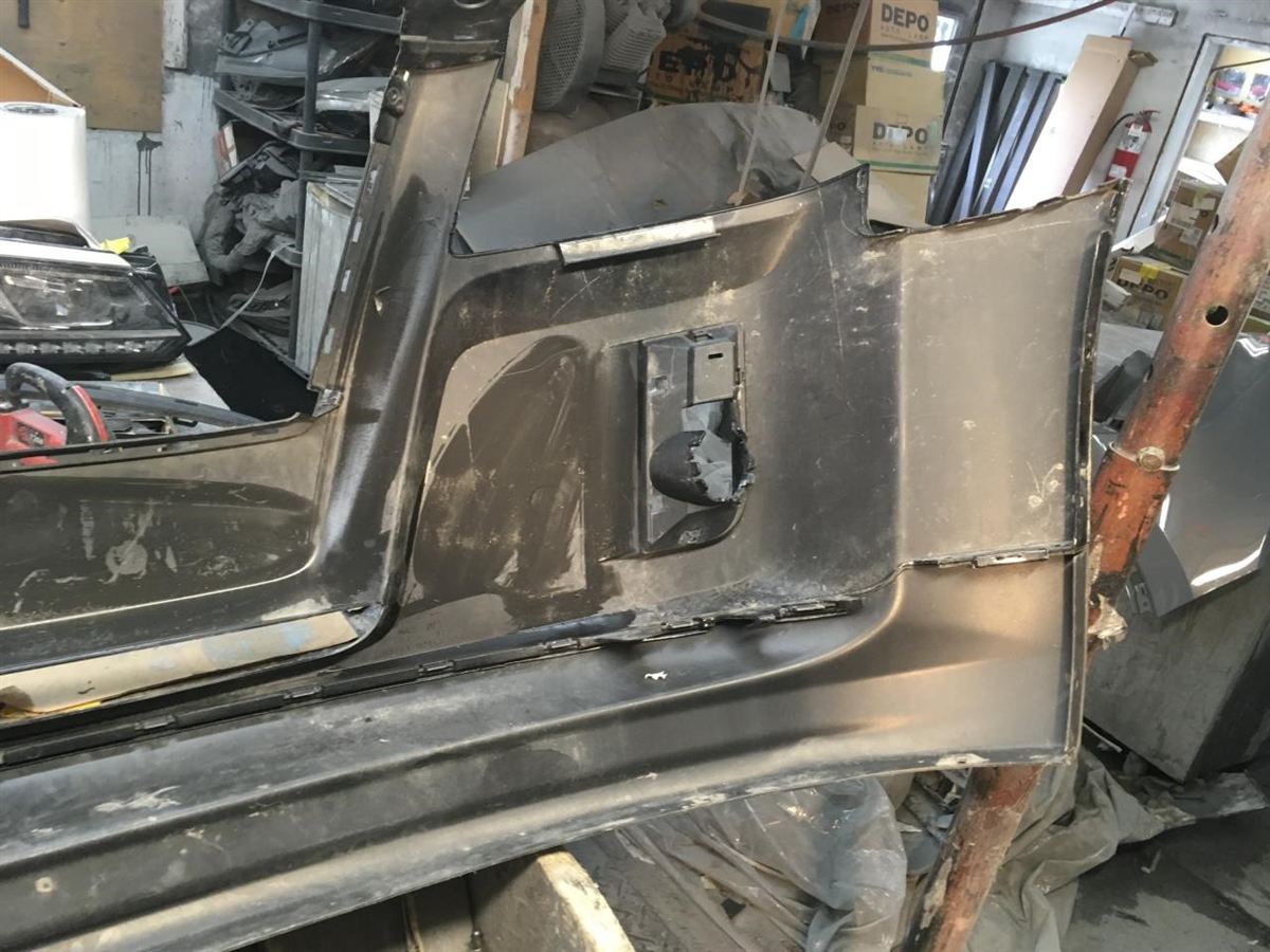 Front bumper reinforcement used genuine OEM Chevrolet Equinox 2010-2013