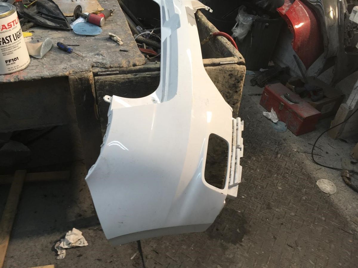 Faldón de defensa trasero usado original (OEM) Hyundai Venue 2020-2024