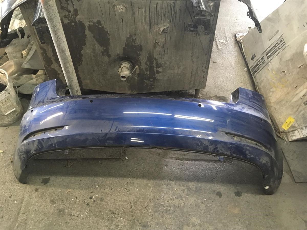 Rear Bumper assembly used genuine OEM Tesla 3 2023