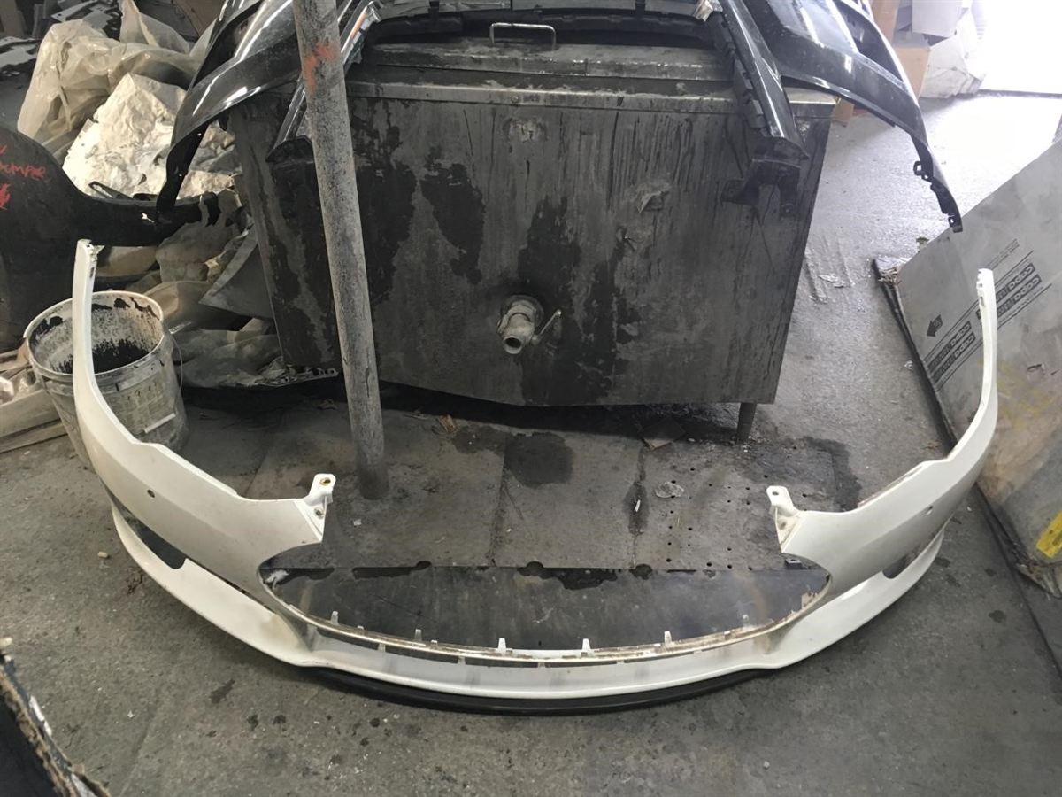 Front Bumper assembly used genuine OEM Tesla S 2016-2021