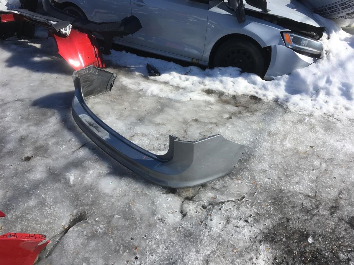 Rear bumper cover lower used genuine OEM Volkswagen Tiguan 2022-2024