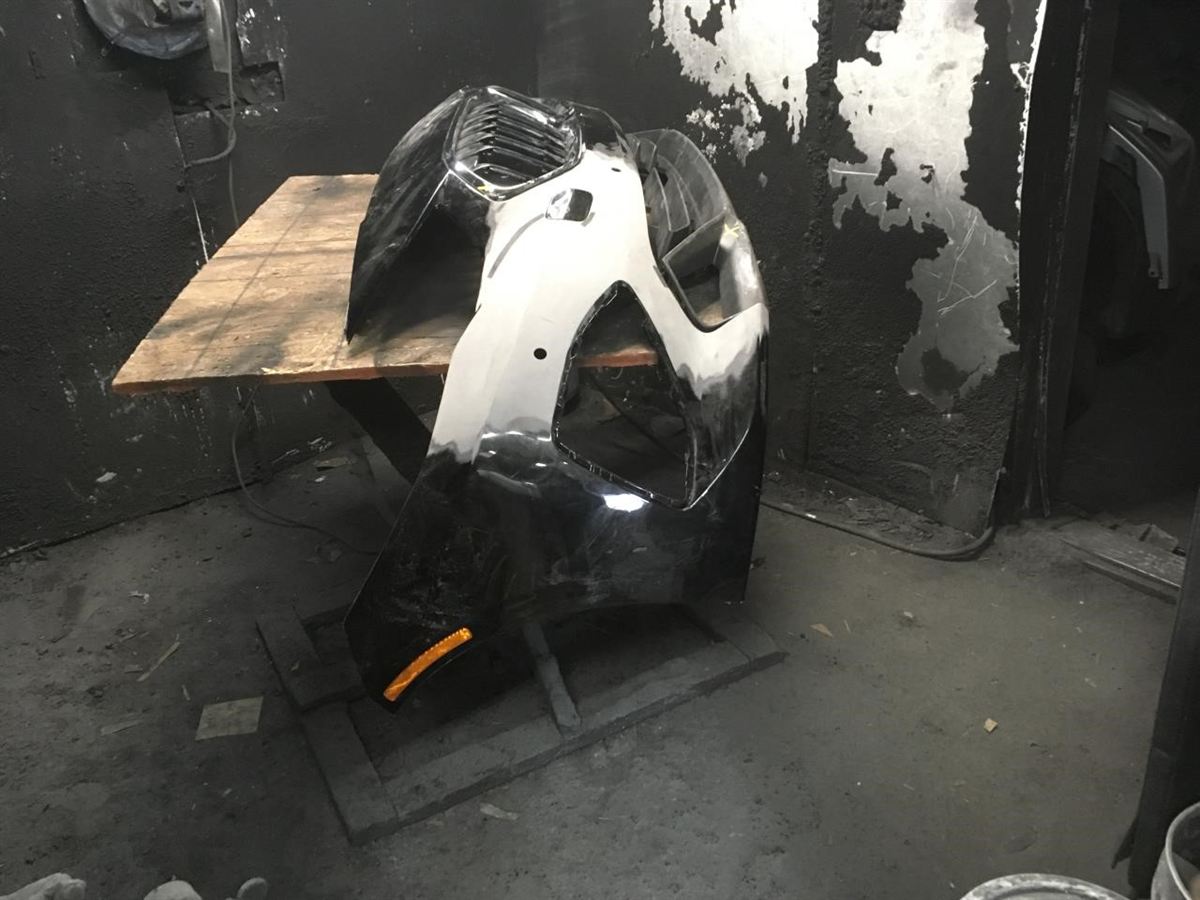 Defensa (parachoques) delantera usada original (OEM) BMW BMW 228I 2020-2022