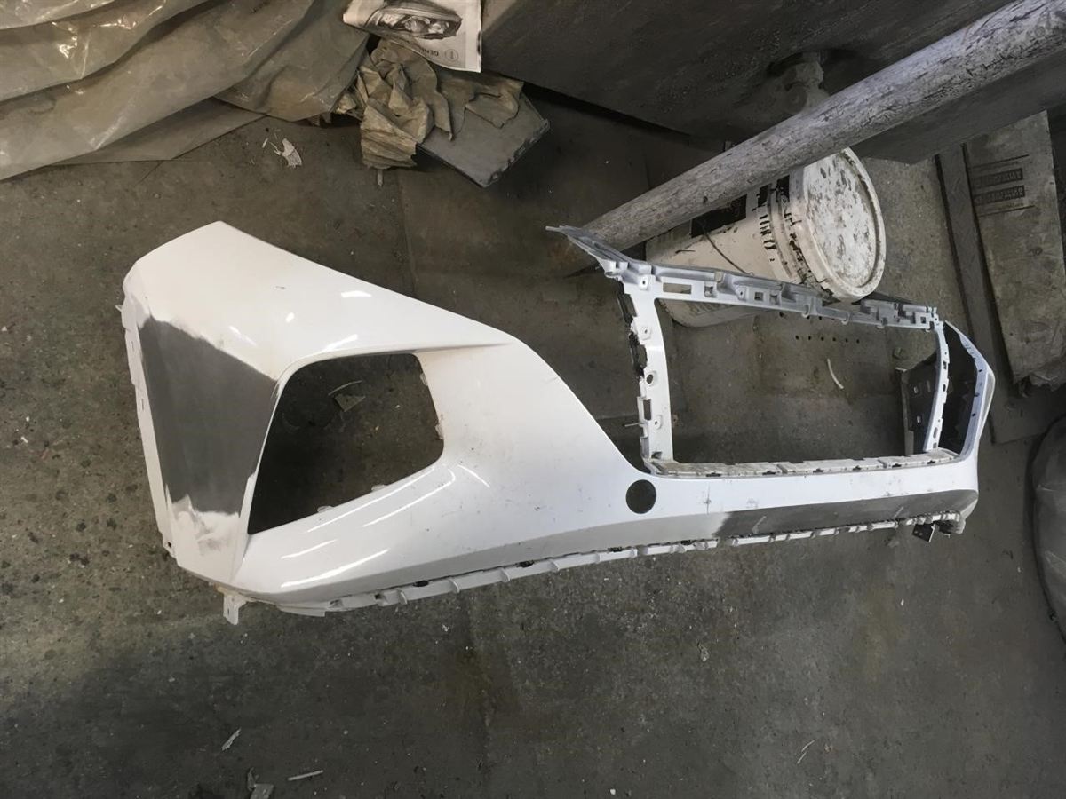 Front bumper grille used genuine OEM Hyundai Tucson 2022-2024