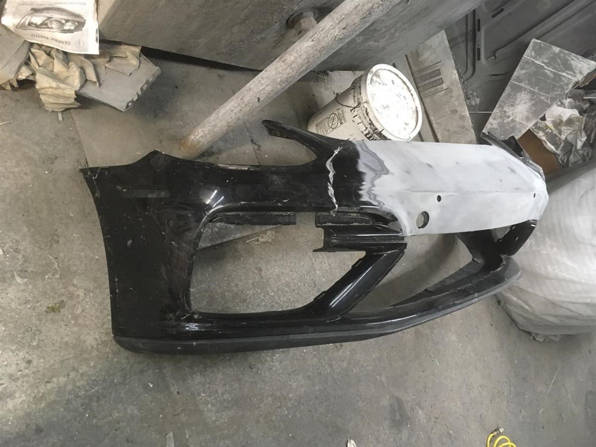 Front Bumper assembly used genuine OEM Porsche Porsche Panamera 2017-2020