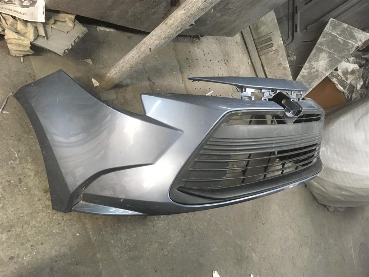 Front bumper cover used genuine OEM Toyota Corolla 2020-2025