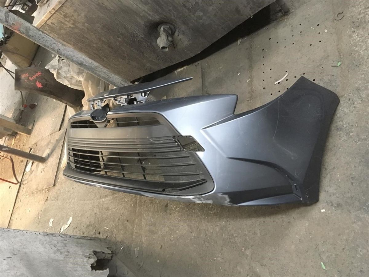 Front bumper cover used genuine OEM Toyota Corolla 2020-2025