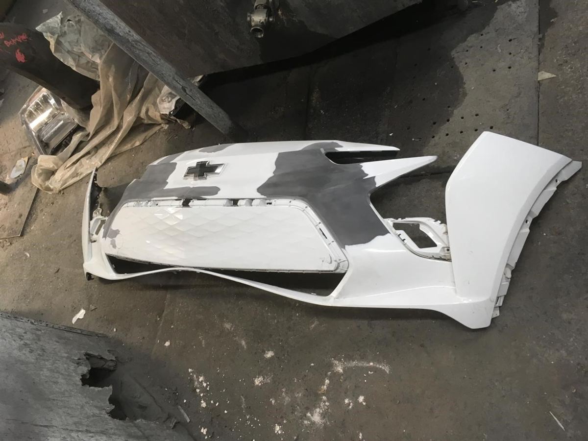 Right front bumper insert used genuine OEM Chevrolet Bolt EV 2022-2023