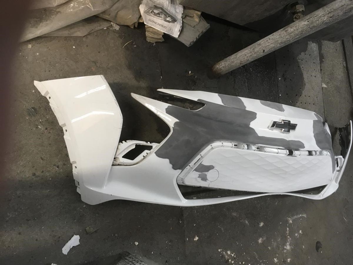 Right front bumper insert used genuine OEM Chevrolet Bolt EV 2022-2023