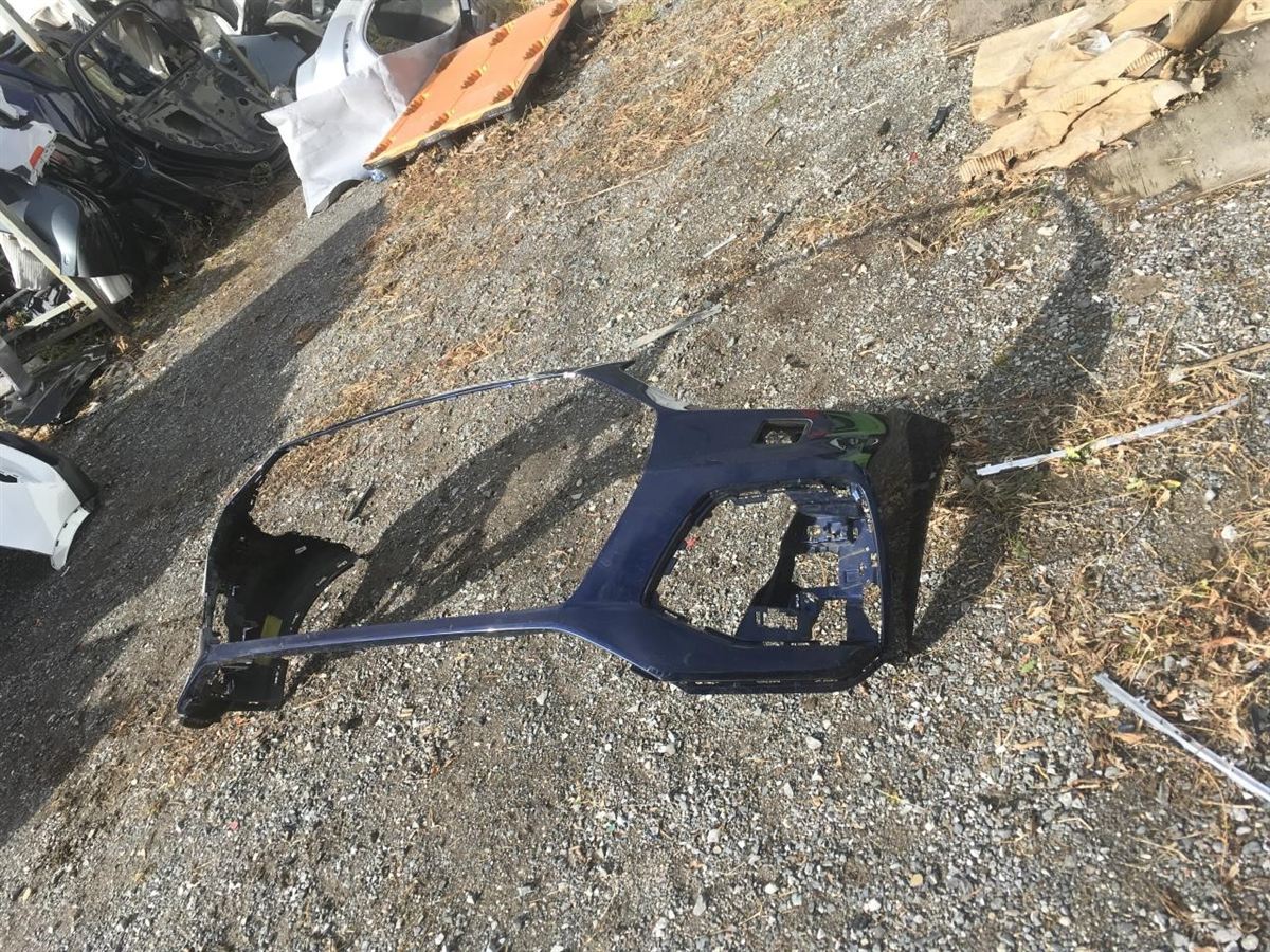 Faldón de defensa delantero usado original (OEM) Audi Q5 2021-2025