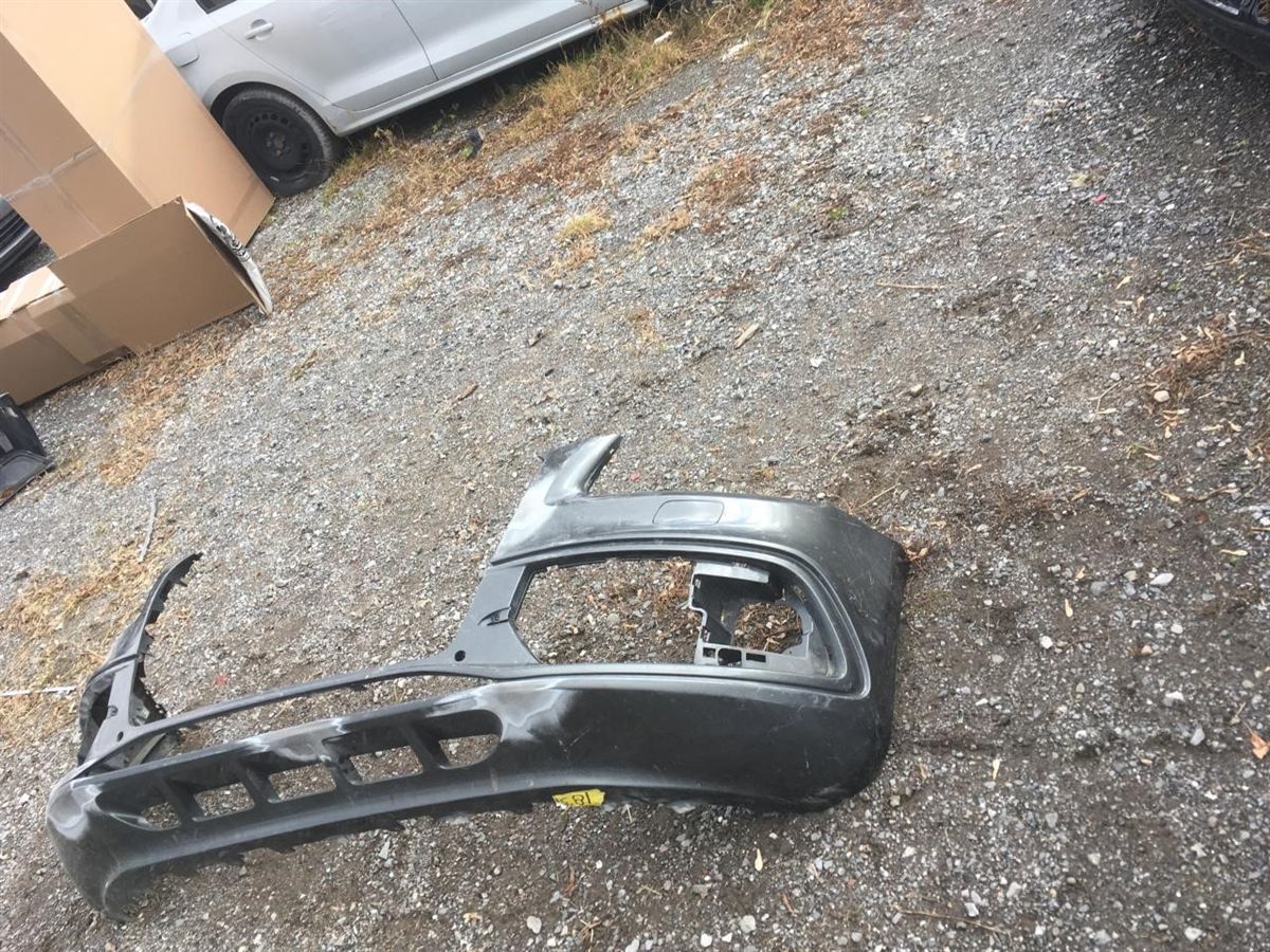 Defensa (parachoques) delantera usada original (OEM) Audi Q5 2013-2017