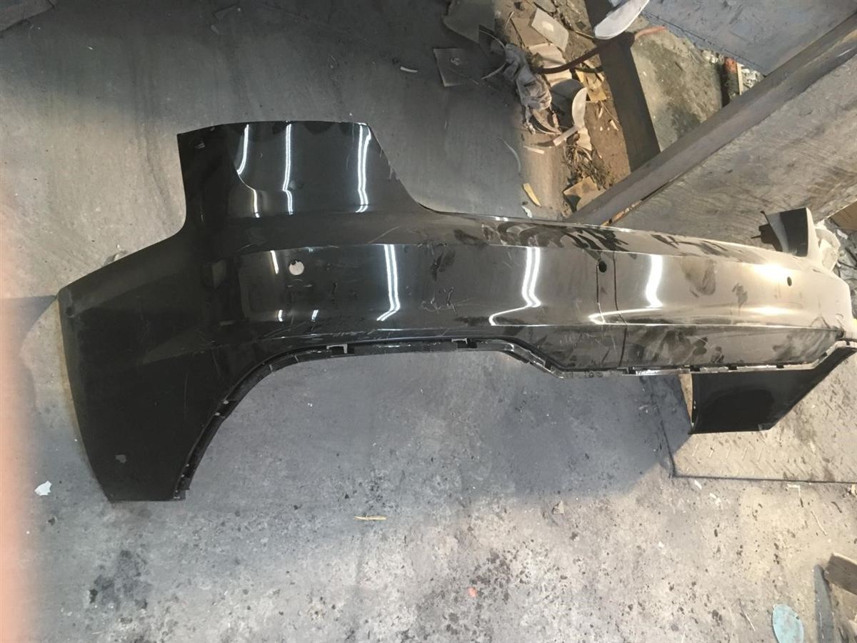 Defensa (parachoques) trasera usada original (OEM) Audi A4 Quattro 2020-2024