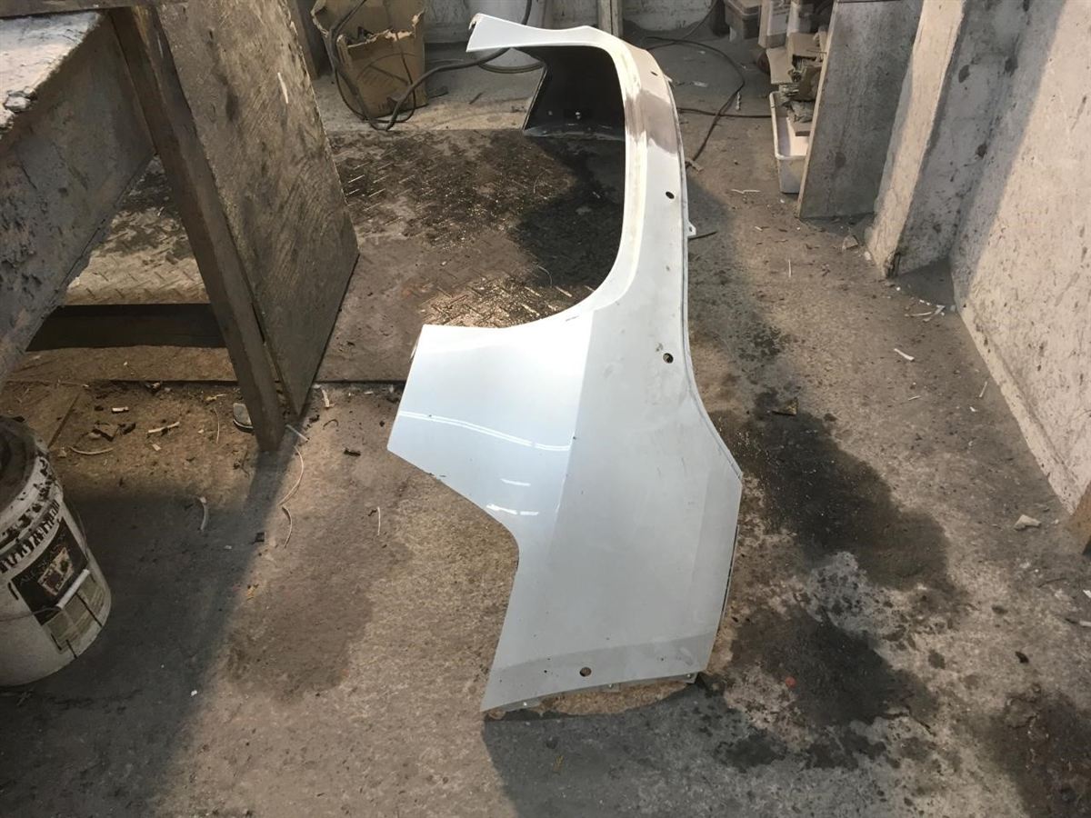 Rear Bumper assembly used genuine OEM Tesla Y 2020-2024