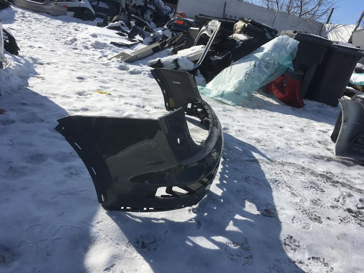 Refuerzo de defensa trasero usado original (OEM) Audi Q5 2018-2025