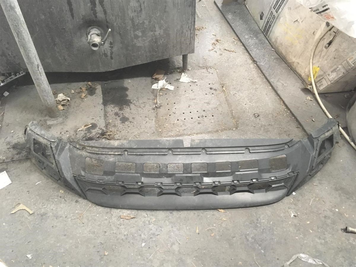 Rejilla de defensa delantera izquierda usada original (OEM) Volkswagen Tiguan 2018-2021