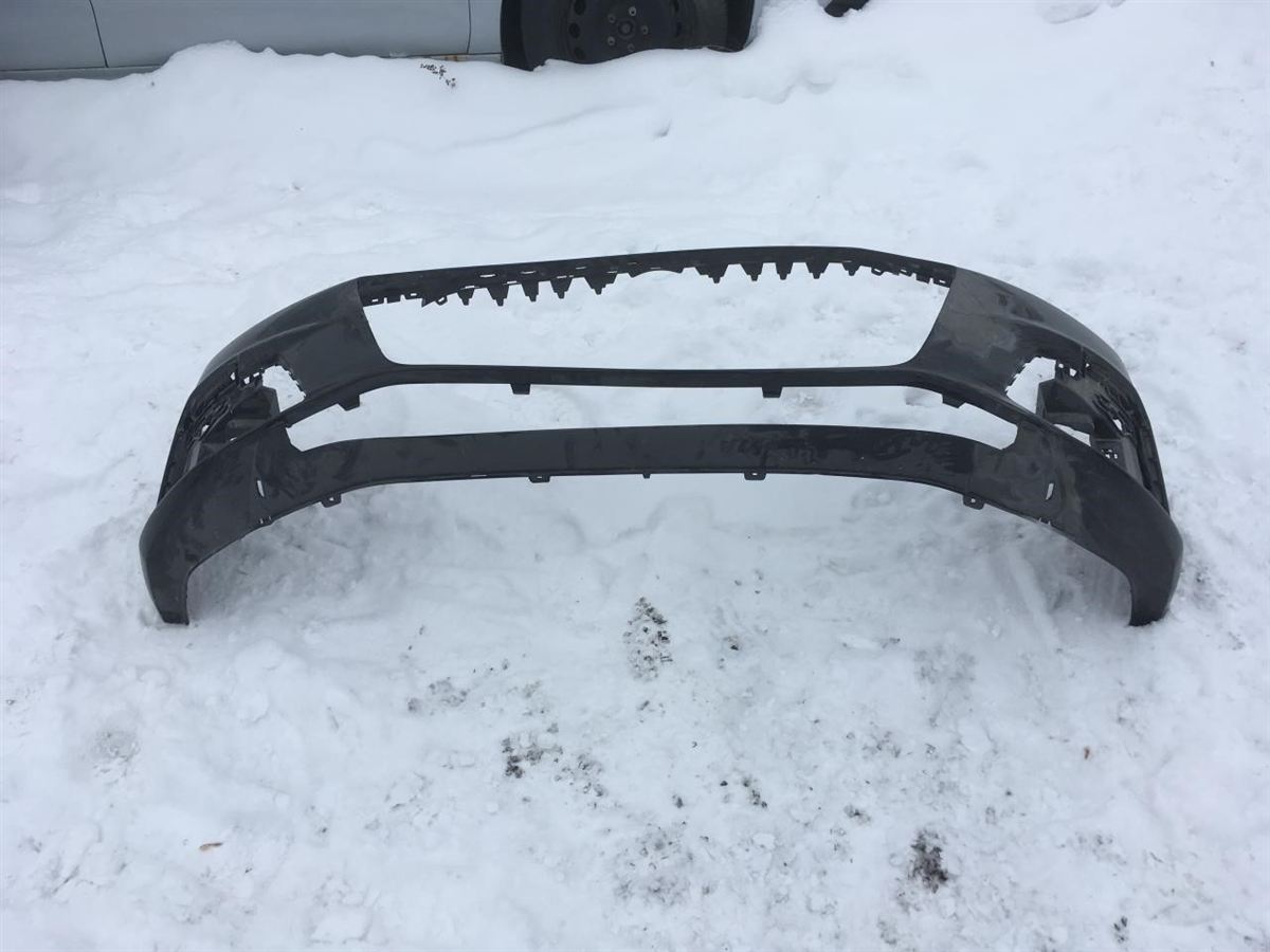 Faldón de defensa delantero usado original (OEM) Audi A4 Quattro 2020-2024