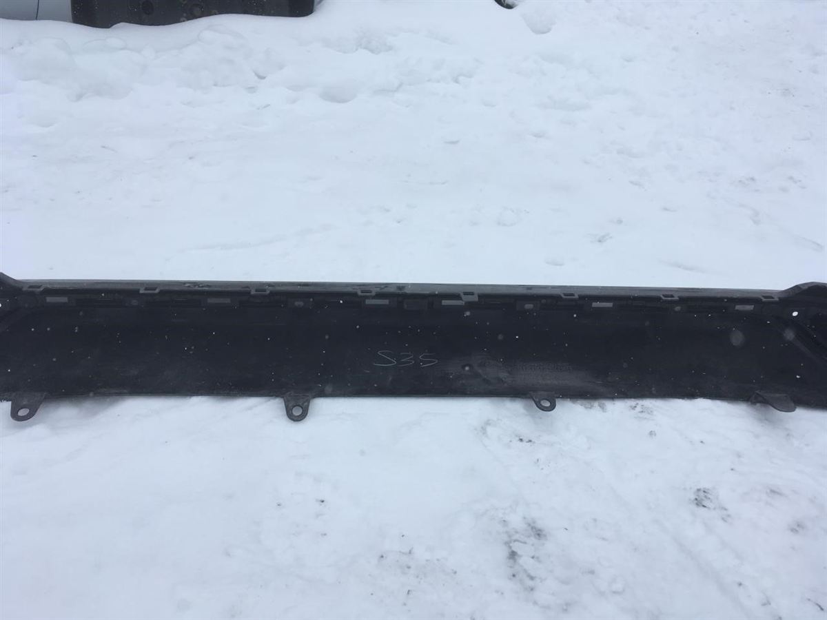 Defensa (parachoques) trasera usada original (OEM) Toyota RAV4 2019-2025