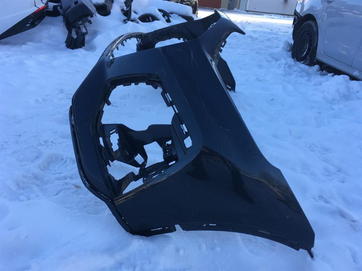 Defensa (parachoques) delantera usada original (OEM) Audi Q5 2021-2025