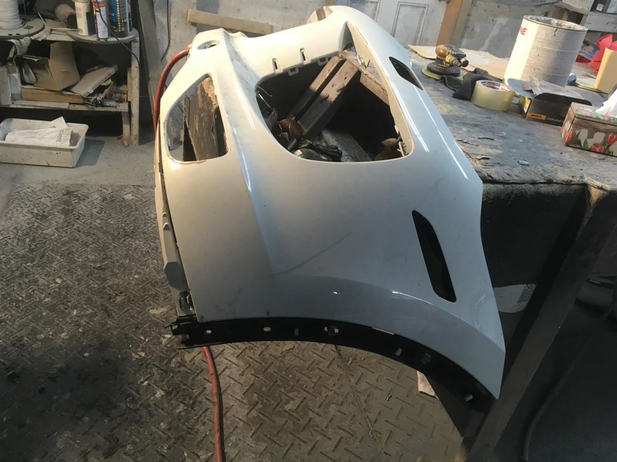 Front Bumper Cover used genuine OEM Porsche Cayenne 2015-2018