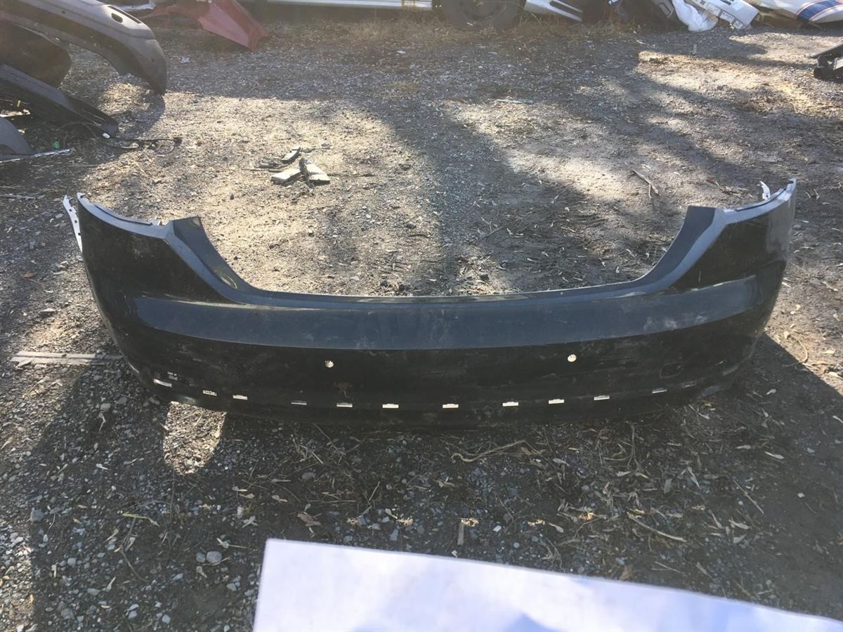 Faldón de defensa trasero usado original (OEM) Audi A3 2017-2020