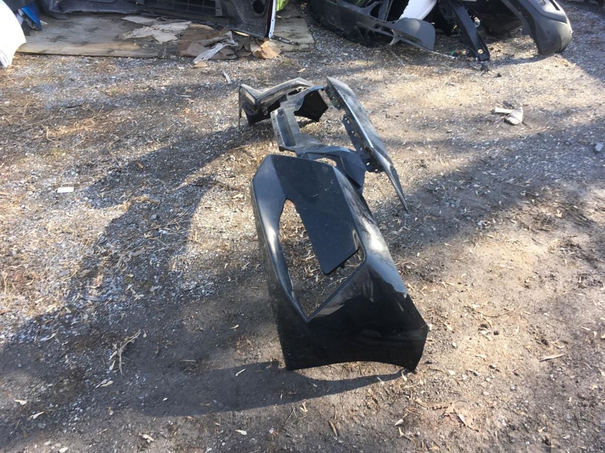 Rejilla de defensa delantera usada original (OEM) Nissan Sentra 2020-2024