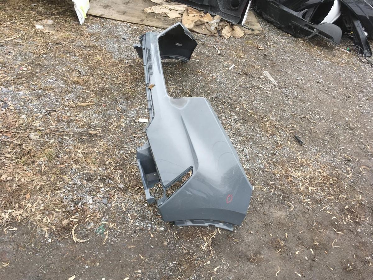 Defensa (parachoques) delantera usada original (OEM) Honda CR-V 2023-2026