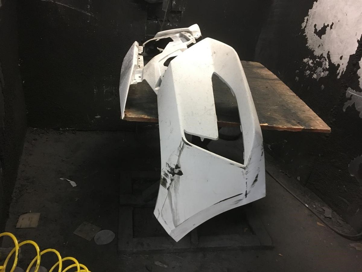 Front bumper cover used genuine OEM Nissan Sentra 2020-2023
